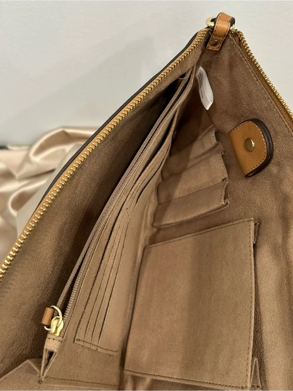 ANTONIO MELANI Tan Leather Wristlet Clutch